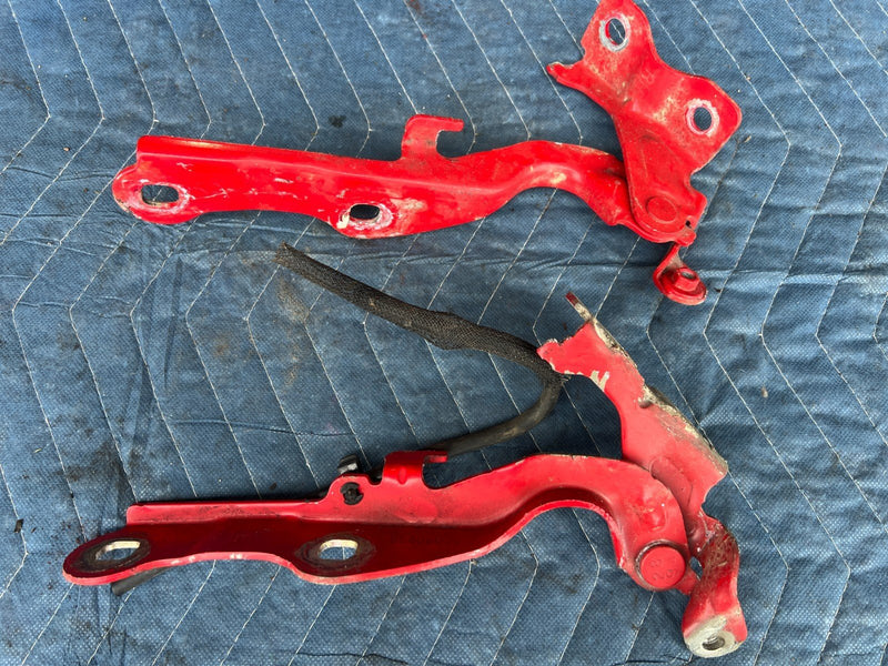 2012-2015 Chevy Cruze Front Left & Right Hood Hinge Pair Red 95406039 OE #2205CN