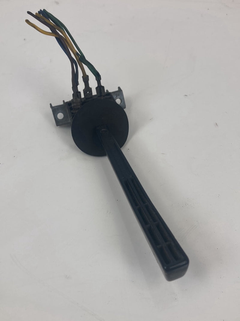 1975-80 Volvo 244 Headlight Turn Signal Stalk High Beam Switch 201329 OEM #4271M