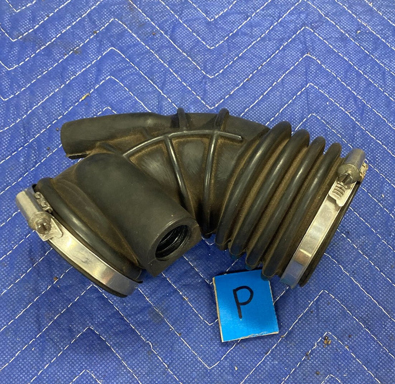 1984-1991 BMW 318i 325i E30 E30 Intake Boot Rubber 1726205 OEM #2696M