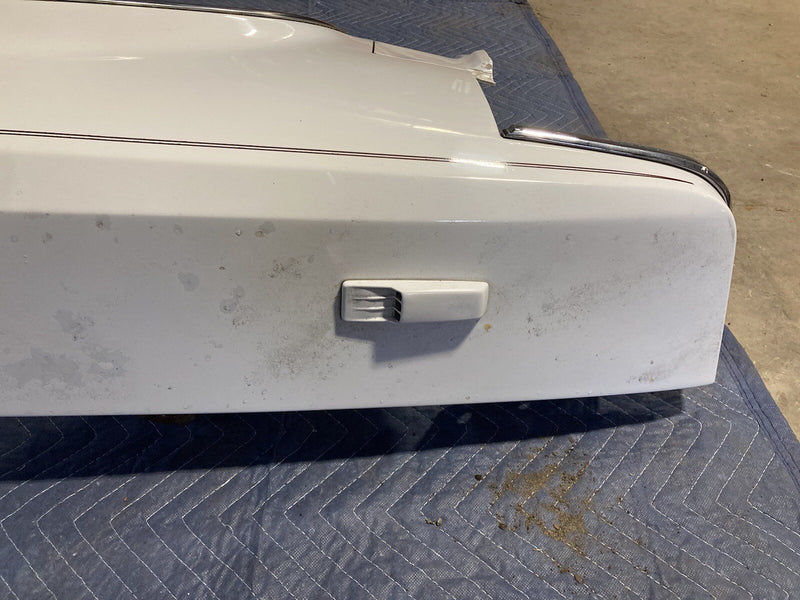 1976-1979 Cadillac Seville Driver LH Left Front Fender White Sedan OEM #1743M
