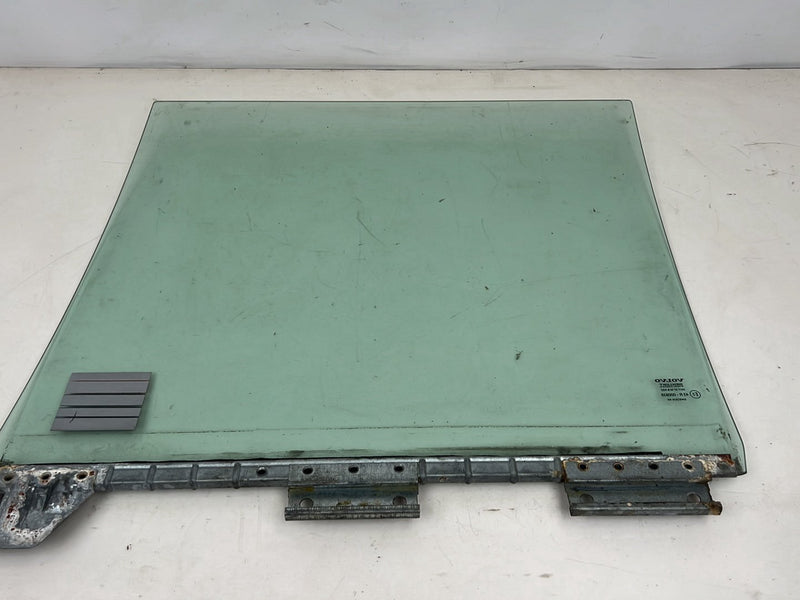 1990-1992 Volvo 740 745 940 Wagon Rear Passenger Right Window Glass OEM #5966EM
