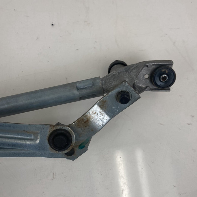 2007-2014 Chevrolet Silverado GMT900 Windshield Wiper Linkage Motor OEM #5342M