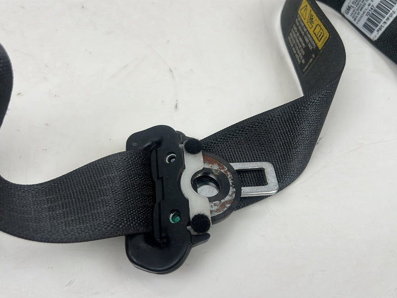 2003-2006 Chevrolet Silverado Rear Left Seat Belt Retractor 15206965 OEM #5529EM
