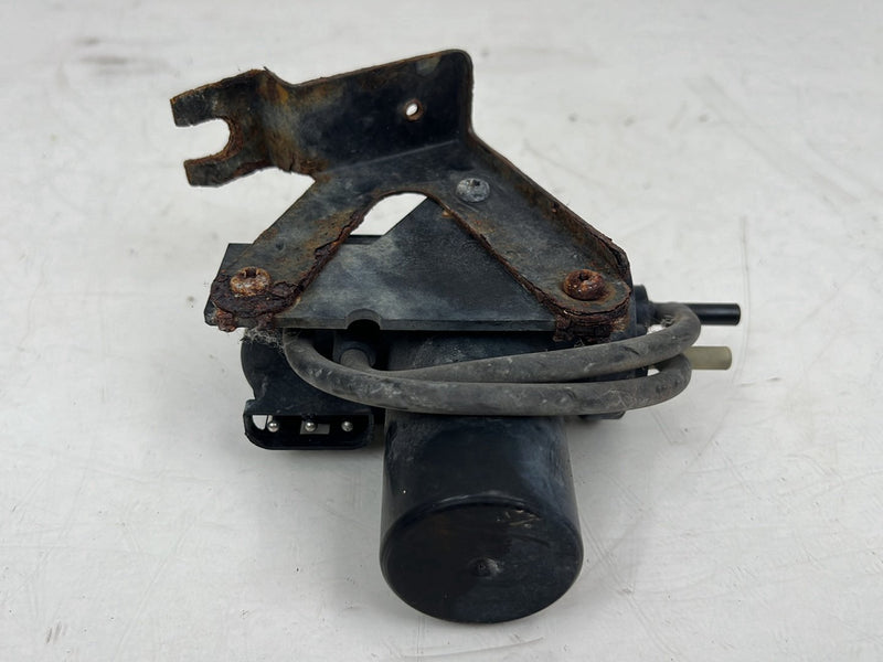 1993-1997 Volvo 850 Cruise Control Module 1390903 OEM