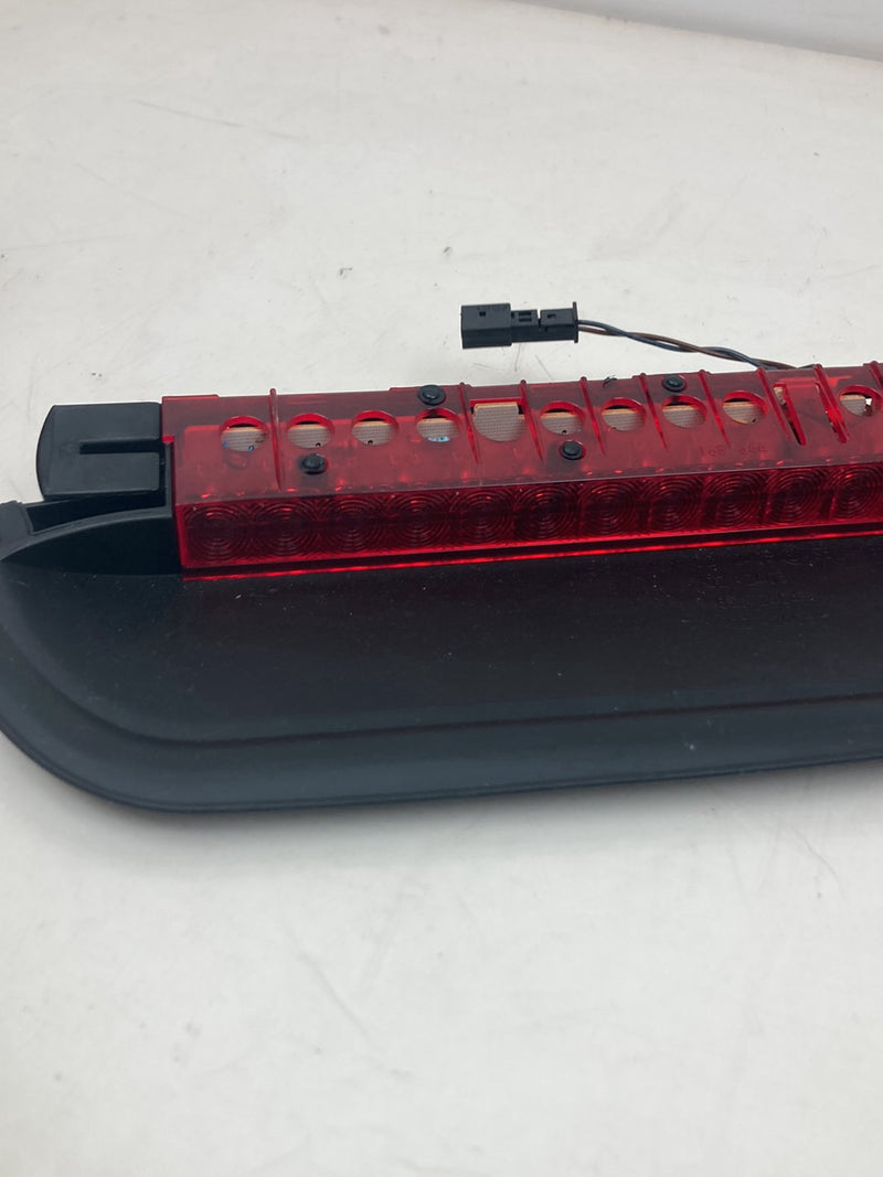 2009-2011 BMW 328i E90 Third Brake Light Center H089-508 OEM #4759M
