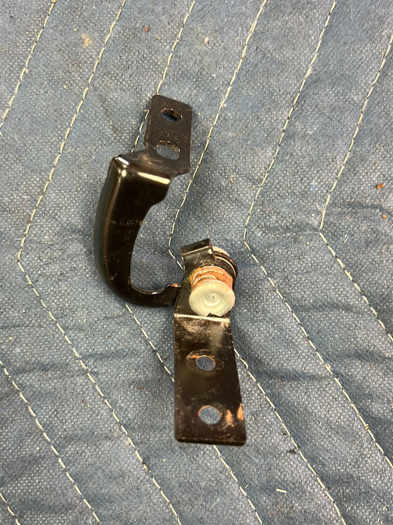1988-1994 Chevrolet 1500 GMC Left Right Glove Box Compartment Hinge Pair #6405EM