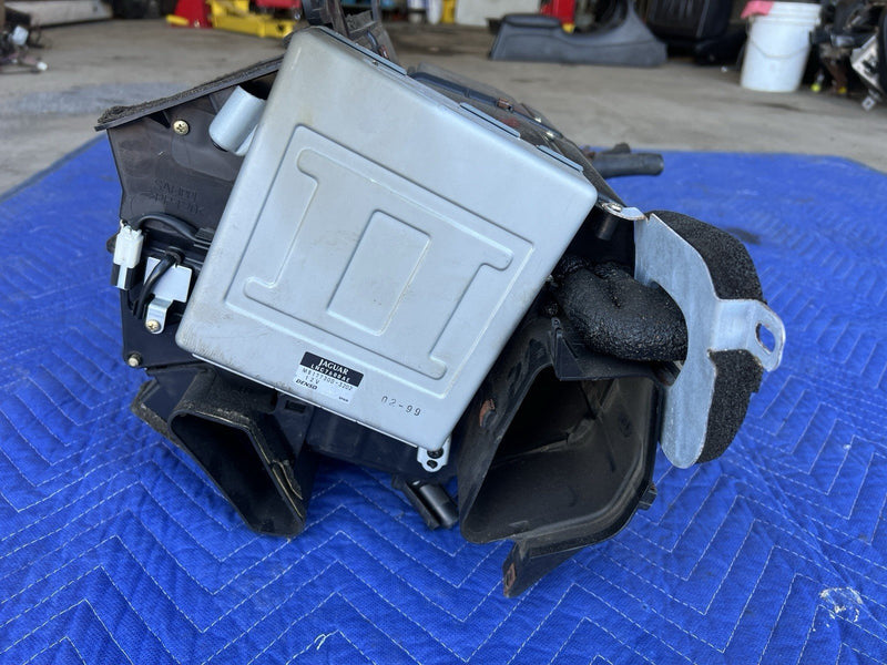 1998-2003 Jaguar XJR XJ8 X308 Heater Box Assembly Heat & AC Climate HVAC #4635E