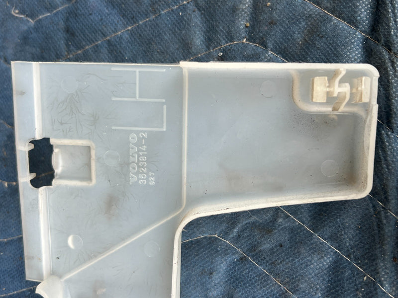 1989-1995 Volvo 740 940 Sedan Front Rear LH RH Door Lock Cover Casing OE #3847EM
