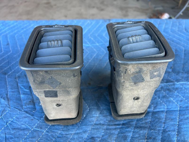 1999-2002 Chevy Silverado GM 1500 2500 Dash HVAC Heat AC Air Vent Set OE #1828CN