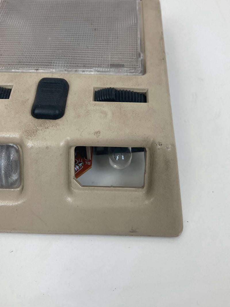 1992 Volvo 940 944 - Dome Light Front PN: 072