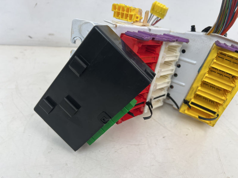 1998-2000 Volvo S70 V70 XC Lock Alarm Module & Fuse Junction Box OEM #6820EM
