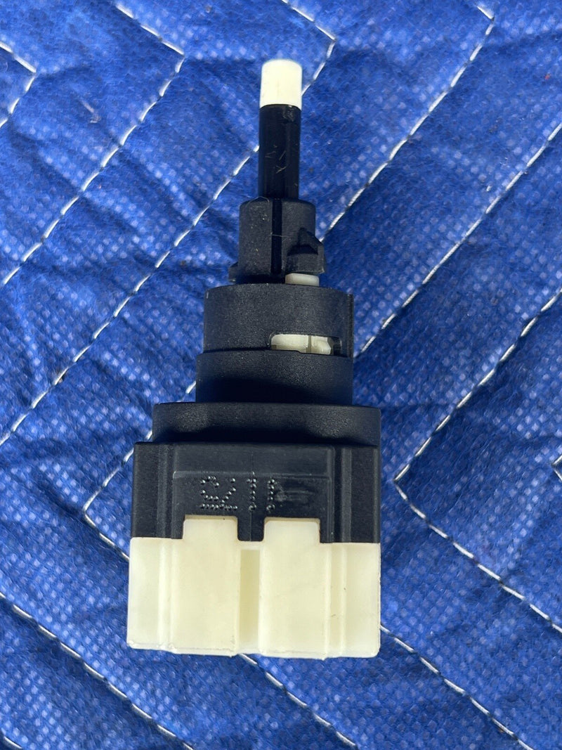 2003-2009 Audi S4 B6 B7 8E Rear Brake Light Switch Sensor 1K2945511 OEM #699EM
