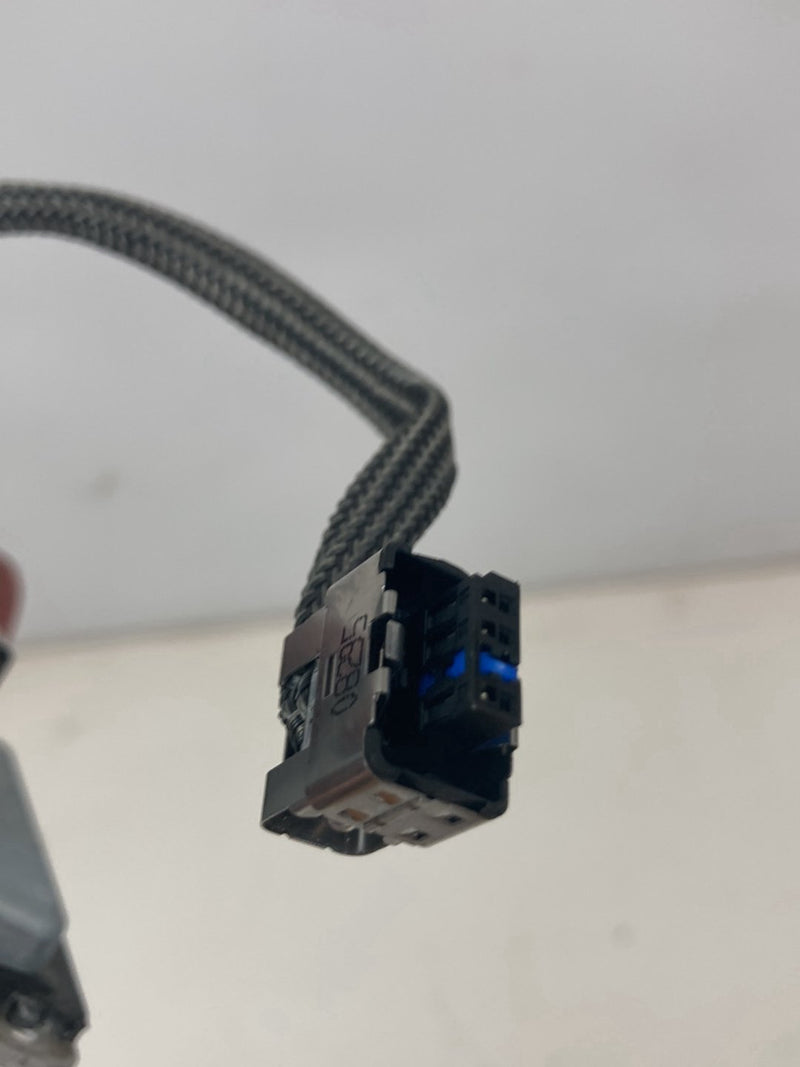 2007 Volvo S60 - Headlight Relay PN: 89035113 89077869 73160087J