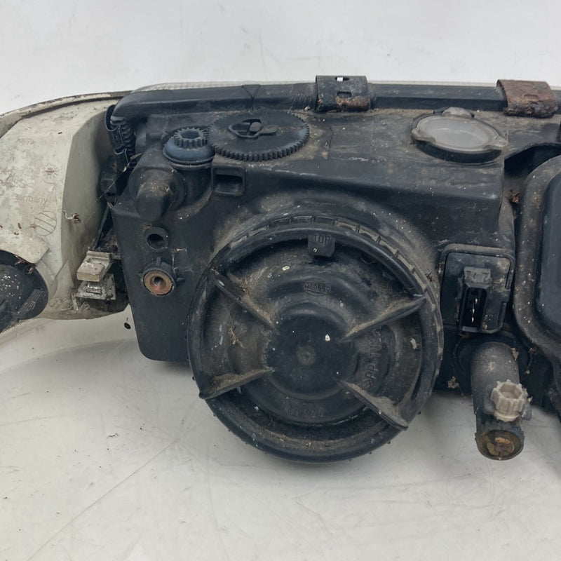 1998-2000 Volvo V70 Headlight Assembly Left 9169362 OEM #5193M