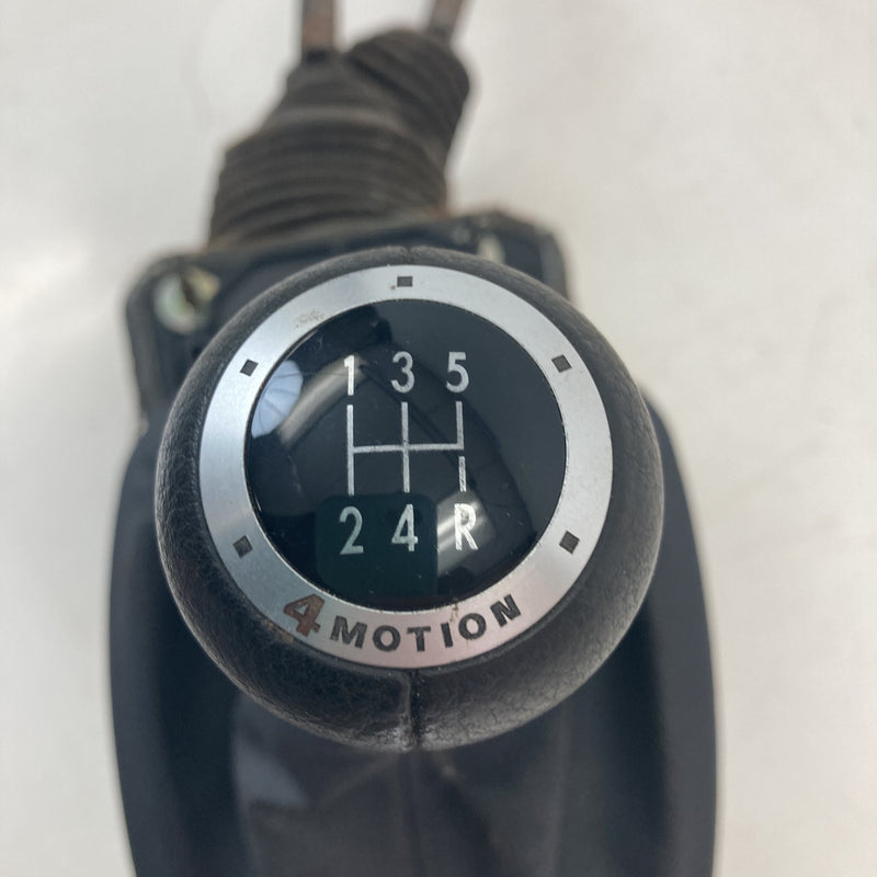2001-2005 VW Volkswagen Passat Manual Shifter Assembly 8D0 711 025 OEM #5573M