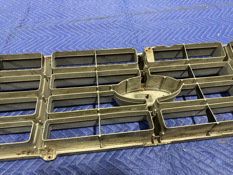 1983-1991 Ford Truck F100 F150 F250 F350 & Bronco Grille Assembly OEM #3179E
