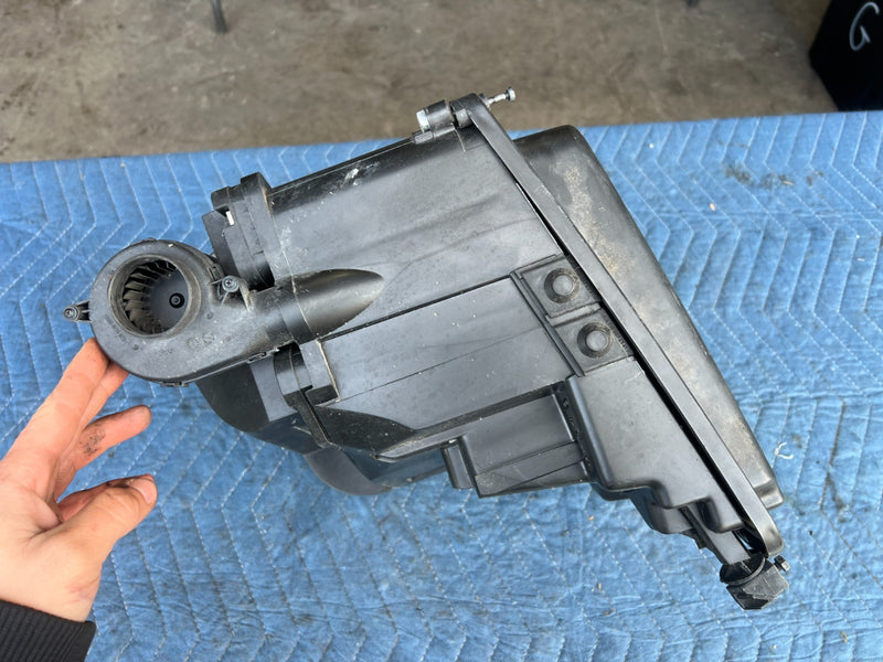 1996-2003 Mercedes W210 E320 Engine Bay Cable Fuse Box Housing Cover OEM #4703EM