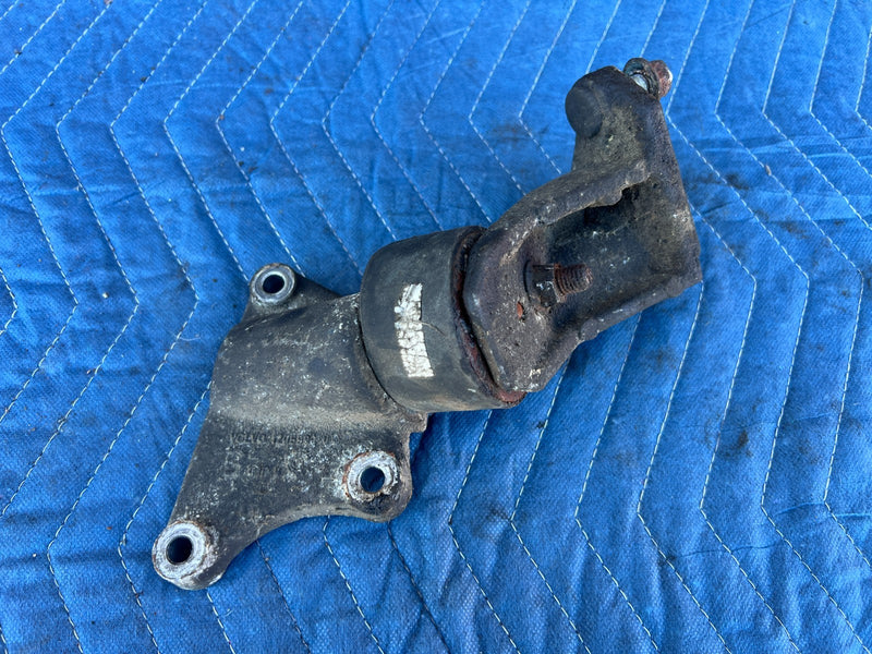 1986-1993 Volvo 240 244 Sedan Engine Motor Mount Bracket Support Set OEM #4273EM