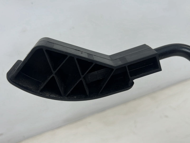 1996-2003 Audi S8 D2 A8 Accelerator Gas Pedal Assembly w/ Bracket OEM #6473EM