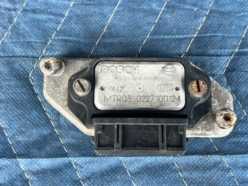1992-1995 Volvo 940 740 Bosch Ignition Control Module 0227100124 OEM #3213EM