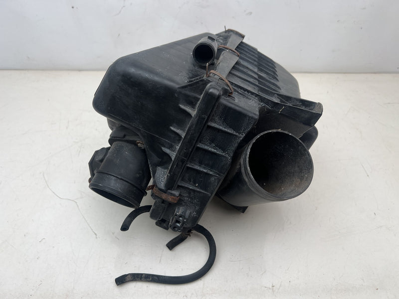 1998-2000 Volvo S70 V70 XC Air Filter Cleaner Housing Box 9189152 OEM #6863EM