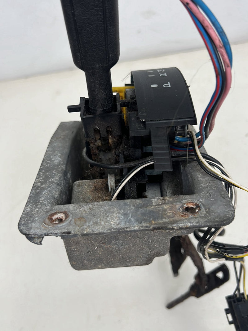 1990-1992 Volvo 740 745 940 Automatic Transmission Shifter Selector Assembly OEM #5972EM