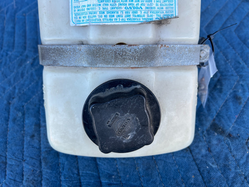 1986-1993 Volvo 240 244 245 Coolant Overflow Reservoir Tank 463604 OEM #4512EM