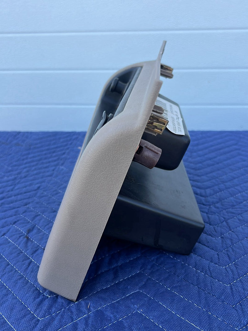 Chevrolet Silverado - Dash Storage PN: 15194292 15070497 15168085