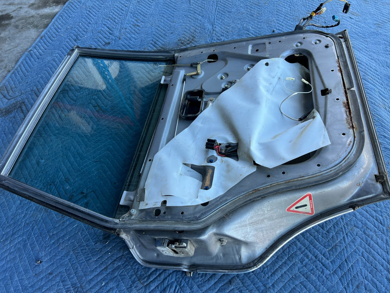 1986-1993 Volvo 240 244 *Sedan* Rear Driver Left Door Assembly Gray OEM #4370EM