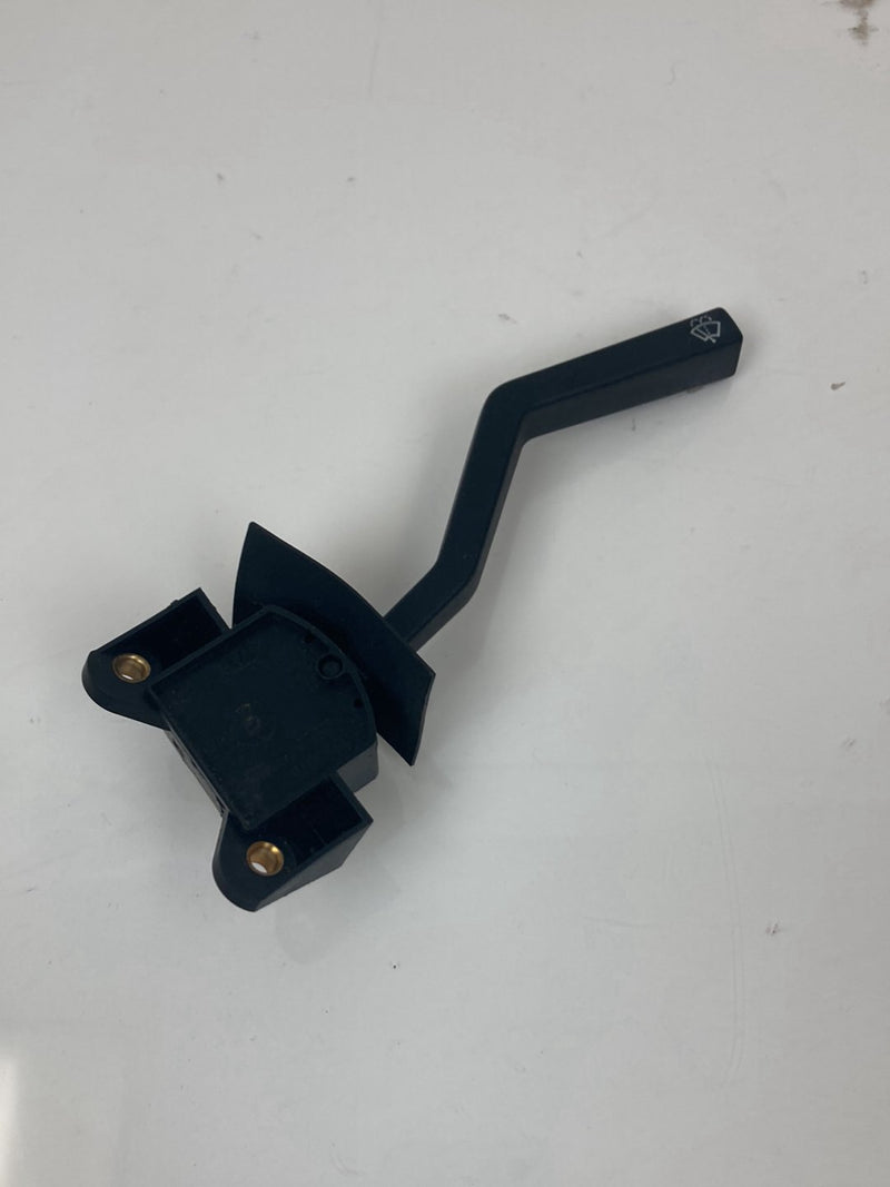 1992 Volvo 940 944 - Wiper Switch PN: 1363016