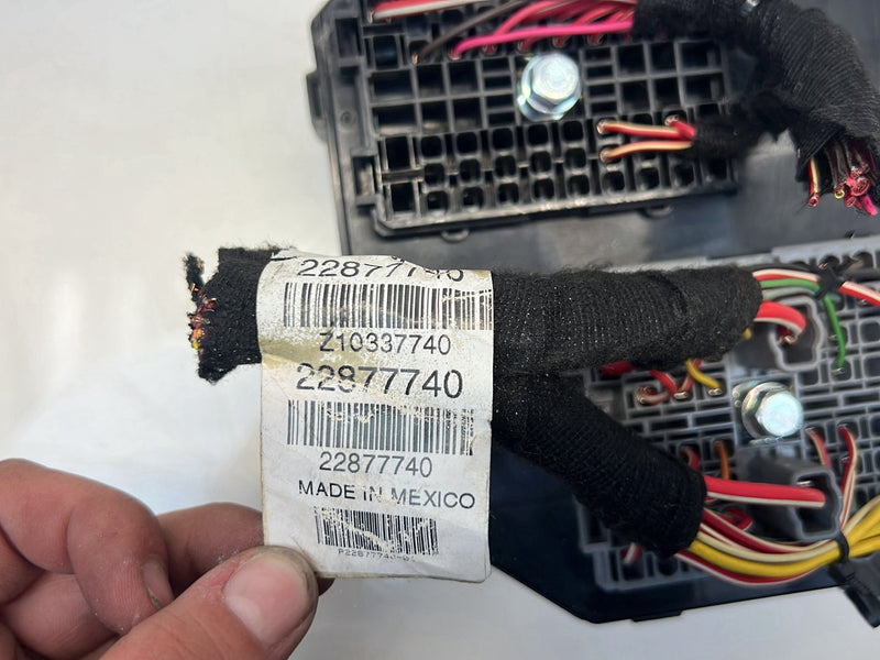 2012 Chevrolet Captiva Sport - Fuse Box PN: 22877740 22745851