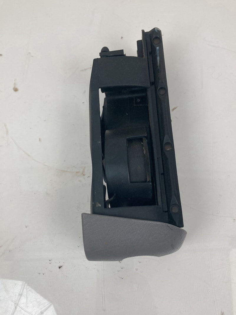 1996 Chevrolet Silverado GMT800 - Dash Cup Holder PN: 15725716