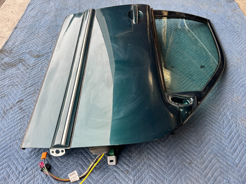 1998-2003 Mercedes W210 E320 Front Passenger Right Door Assembly OEM #4729EM