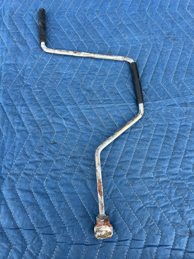 1986-1993 Volvo 240 244 Sedan Emergency Spare Tire Jack & Tool Kit OEM #4212EM