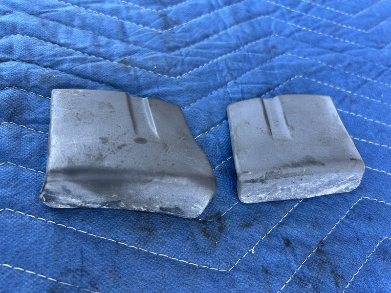 1988 Volvo 240 245 - Wheel Well Arch Trim