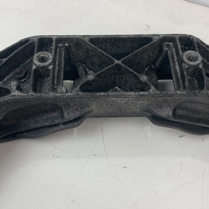 2003-2007 BMW 545i E60 Automatic Transmission Mount Bracket 6761102 139920 OEM #4950M