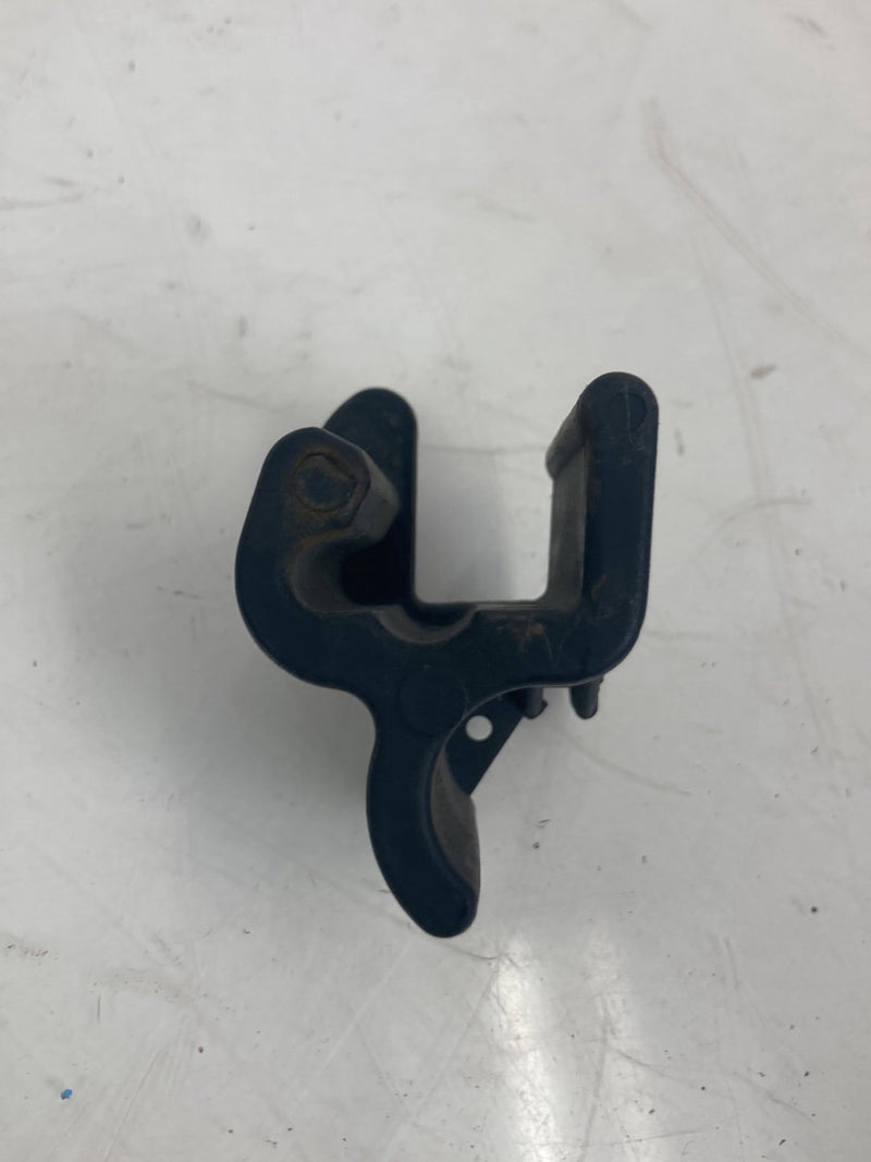 1998-2000 Volvo V70 Battery Hold Down Bracket OEM #5227M