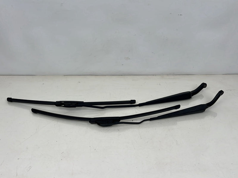 2004-2007 Volvo S60R V70R Front Left & Right Windshield Wiper Arm Pair OEM #5820EM