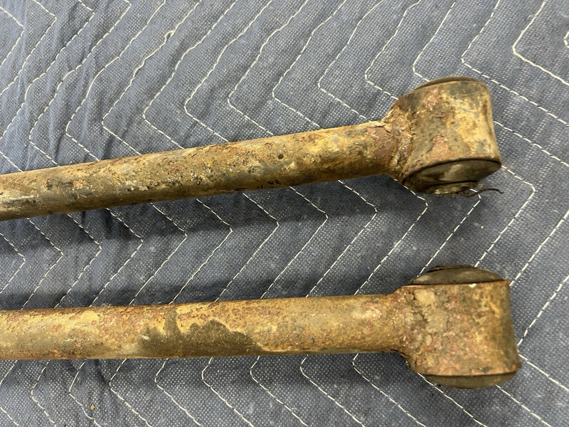 1975-1993 Volvo 240 244 245 Rear Torque Rod Pair Left & Right Solid Axle #3906E