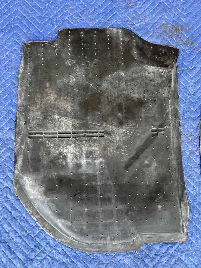 1993-1997 Volvo 850 850R Charcoal All Weather Rubber Floor Mat Pair OEM #4428E