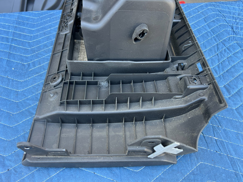 2006-2010 Pontiac G6 Glove Box Storage Assembly Compartment 16869239 OEM #52DU