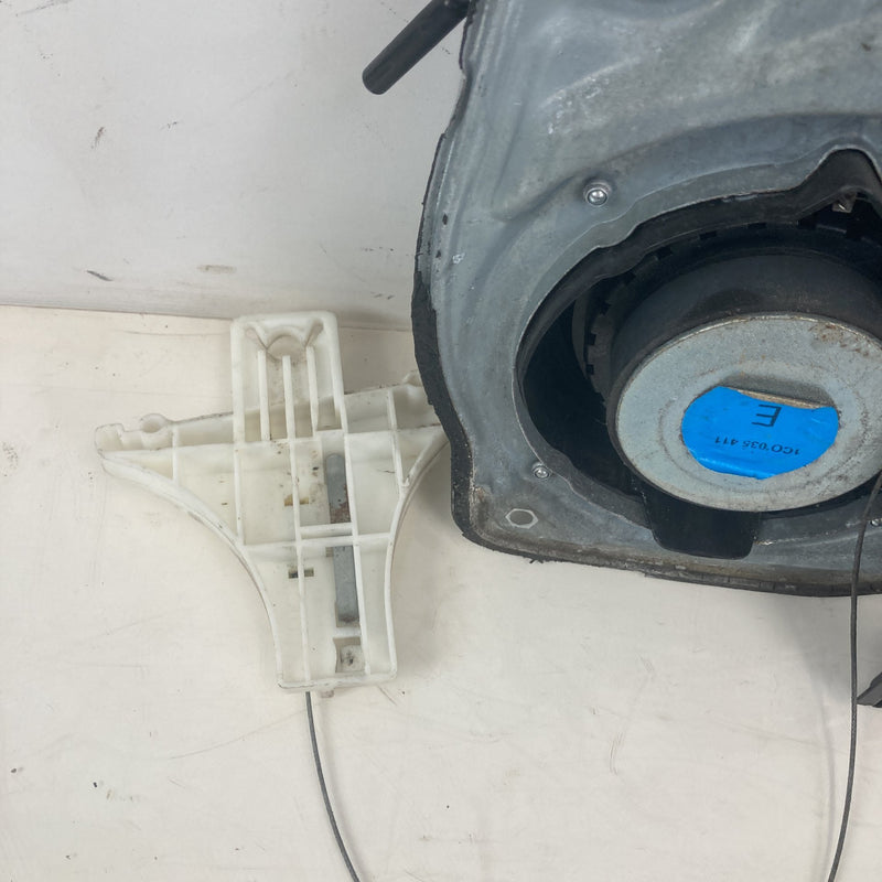 2001-2005 Volkswagen Passat Window Regulator Rear Left Motor OEM #5562M