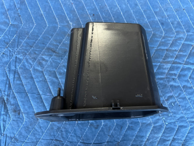 2012-2015 Chevy Cruze USB Auxiliary Interface Cubby Console 95080436 OEM #2198CN