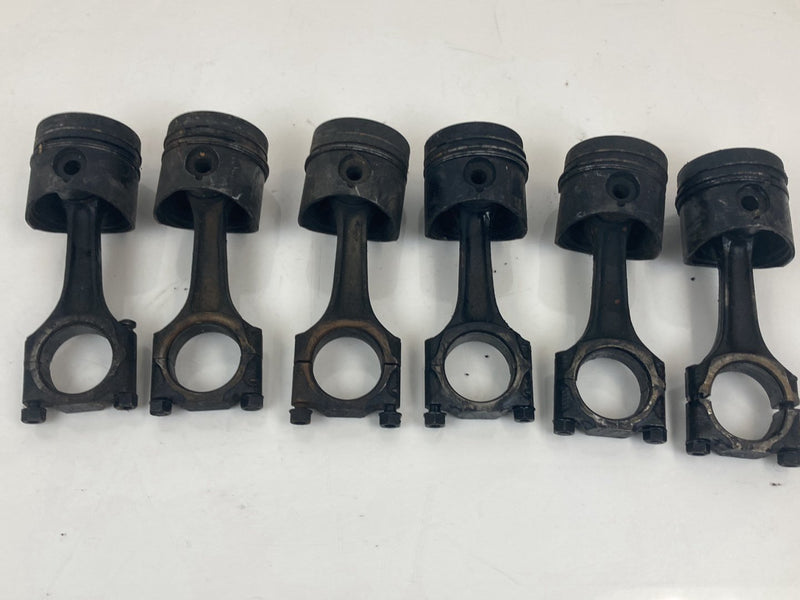 1980 Volvo 244 - Piston
