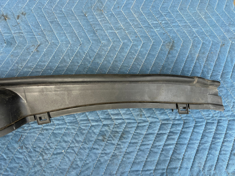1998-2003 Mercedes W210 E320 Windshield Wiper Cowl Cover Trim Screen OEM #4663EM