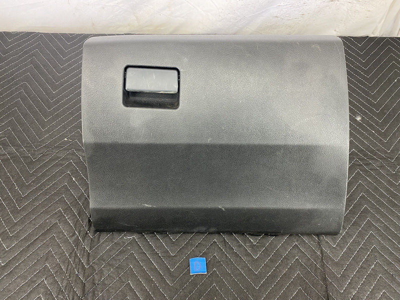 2009-2010 Pontiac Vibe Right Passenger Dash Glove Box Assembly Door OEM #3101E