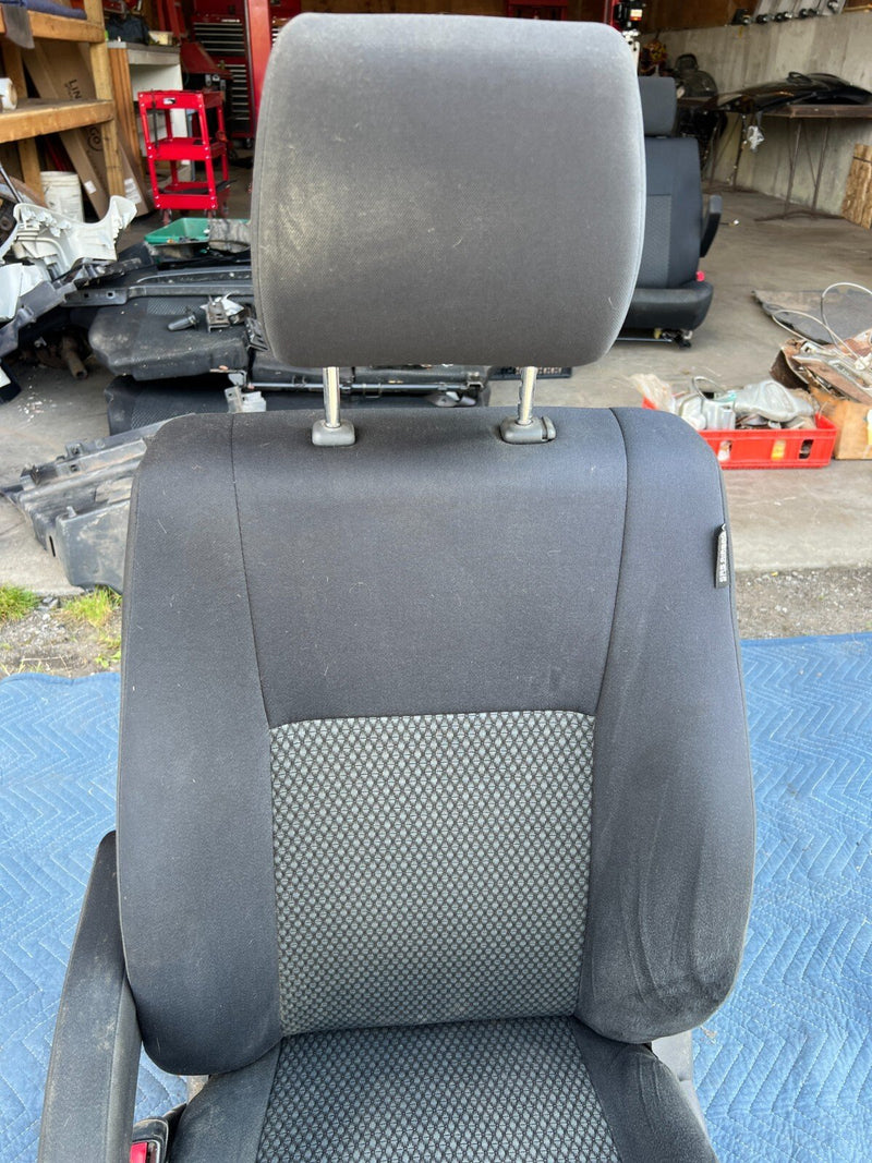 2010-2013 Suzuki SX4 Hatchback Driver L Left Front Bucket Seat Cloth OEM #1258CN