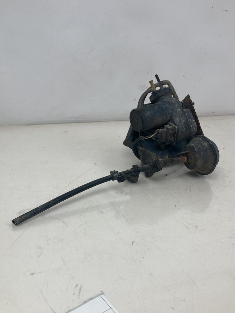 1999-2004 Land Rover Discovery II L550 Cruise Control Vacuum Actuator 003572 OEM #5060M
