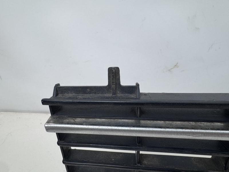 TV Screen Volvo 240 Headlights w/Flathood Eggcrate Grille