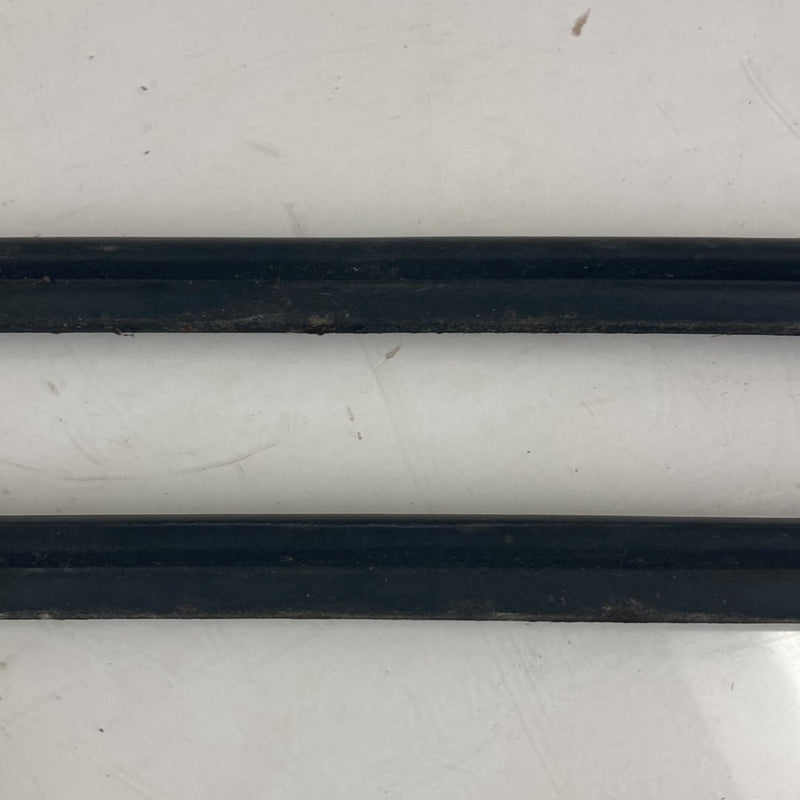 2003-2007 BMW 545i E60 Cowl to Hood Seal Lateral Sealing Gasket Set OEM #4956M